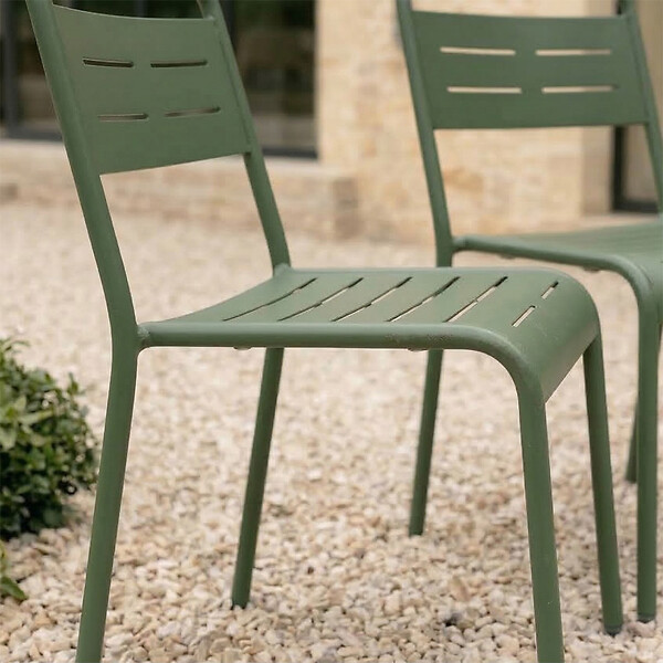 CONCEPT USINE - Ensemble de 4 chaises de jardin empilables vertes BERGAME - large
