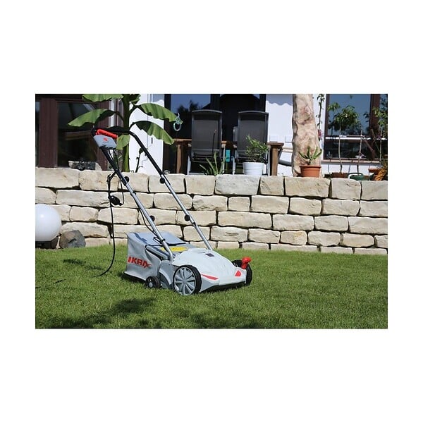 IKRA - Scarificateur à gazon électrique 1500W, 32cm - Aérateur de pelouse 2en1 scarification & émoussage, bac 30L Entretien gazon IKRA - large