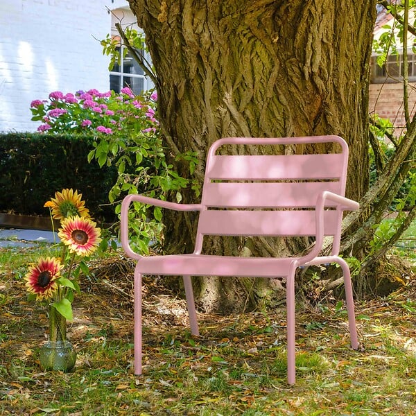 OVIALA - Fauteuil de jardin bas relax acier rose poudré - Palavas - large