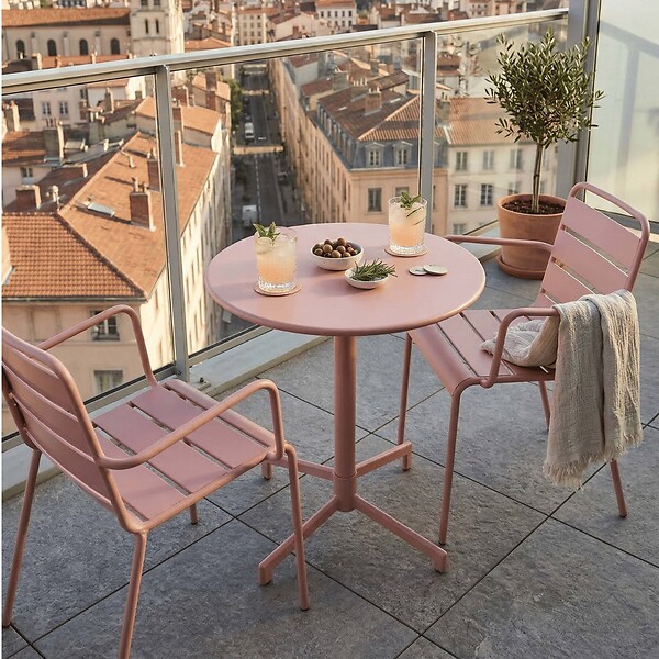 OVIALA - Ensemble table de jardin et 2 fauteuils en métal rose poudré - Palavas - large