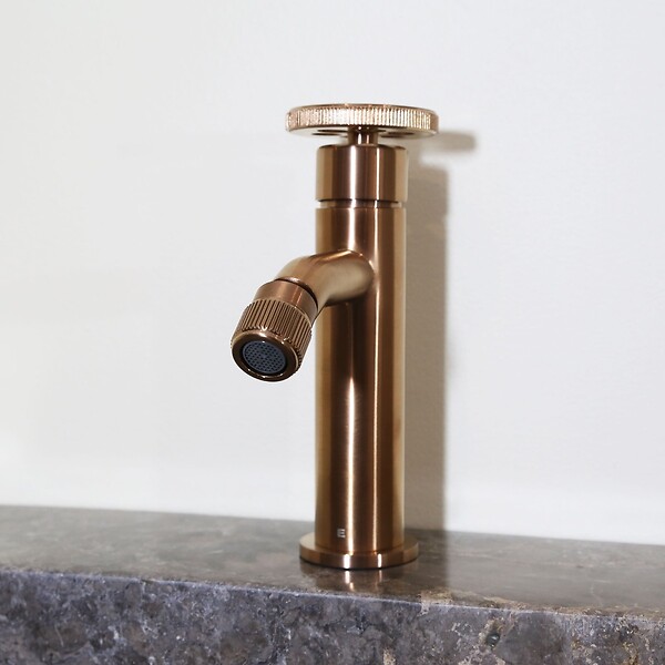 ESSEBAGNO - Indus mitigeur bidet cuivre brossé - large
