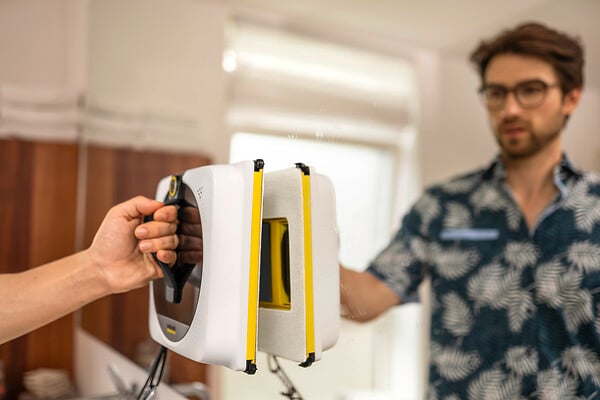 KARCHER - Robot nettoyeur de vitres rcw4 - large
