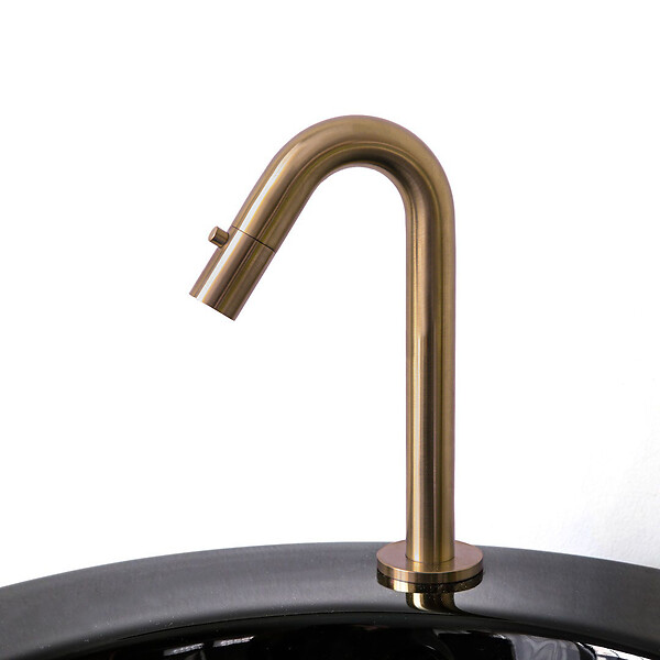 ESSEBAGNO - Indus robinet lave-mains cuivre brossé eau froide - large