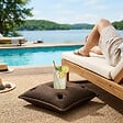SOO  SANTAI - Soo Santaï Coussin bar piscine flottant avec porte-verres 75 × 75 × 25 cm extérieur SANS billes – Brun (PPF7575-5) - vignette