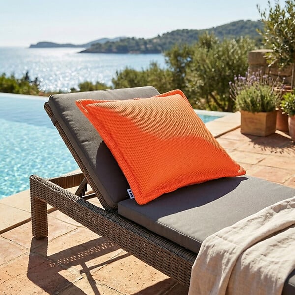 SOO  SANTAI - Coussin piscine flottant 65x65 cm orange – billes incluses (à remplir) – intérieur / extérieur (CF6565-6-SET) - large