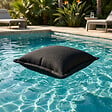 SOO  SANTAI - Coussin piscine flottant 45x45 cm noir – billes incluses (à remplir) – intérieur / extérieur (SCF4545-7-SET) - vignette