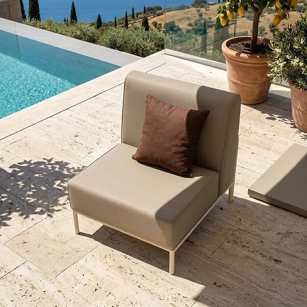 OVIALA - Chauffeuse pour salon pour jardin modulable en tissu beige - Patio - large
