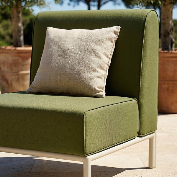 OVIALA - Chauffeuse pour salon pour jardin modulable en tissu vert kaki - Patio - large