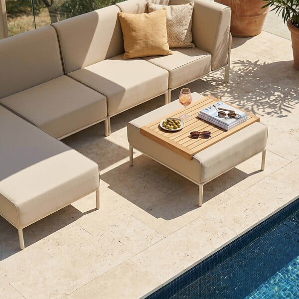 OVIALA - Salon de jardin bas modulable uni 5 places beige - Patio - large