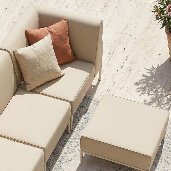 OVIALA - Salon de jardin bas modulable uni 5 places beige - Patio - large