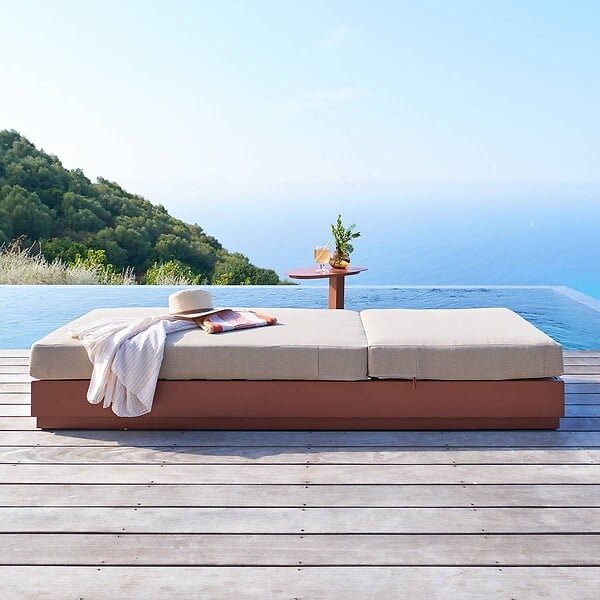 HESPERIDE - Lit de piscine Allure beige acajou - large