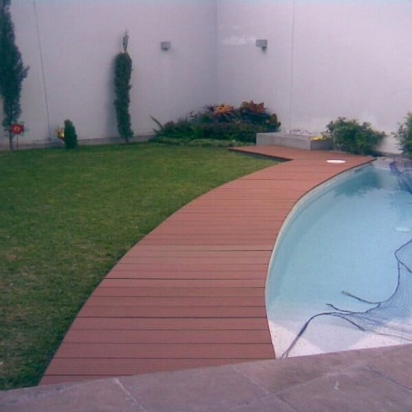 MCCOVER - PACK 10m² lame de terrasse composite Dual + ACCESSOIRES 2400mm Brun rouge, ep.25mm, l.14 cm, L.240 cm - large