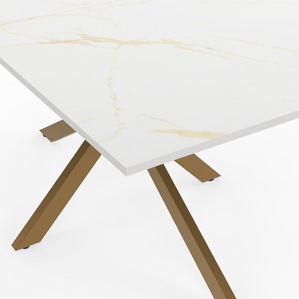 ID MARKET - Table à manger rectangle ALIX 8 personnes pied araignée laiton et plateau effet marbre doré ALASKA 160 cm - large