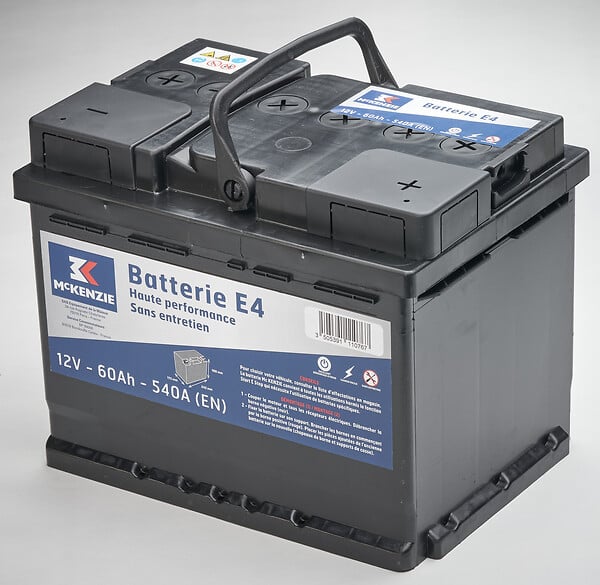 MC KENZIE - Batterie voiture E4 - 60Ah - L.24,2xl.17,5xH.19cm - large