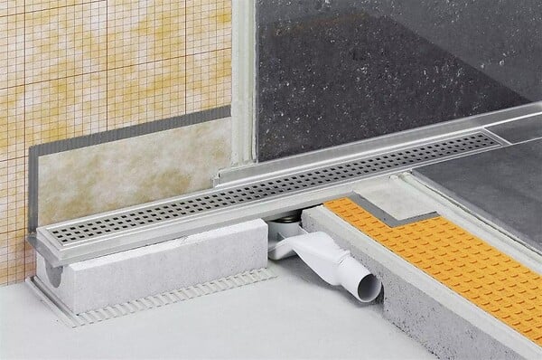 SCHLUTER - Caniveau à sortie horizontale pour douche à l'italienne KERDI LINE F 40 - Longueur: 900 mm - large