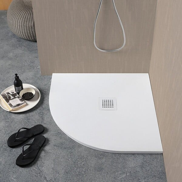 KIAMAMI VALENTINA - Plateau De Douche Angulaire 90X90 En Résine Blanche Fine | Muse - large