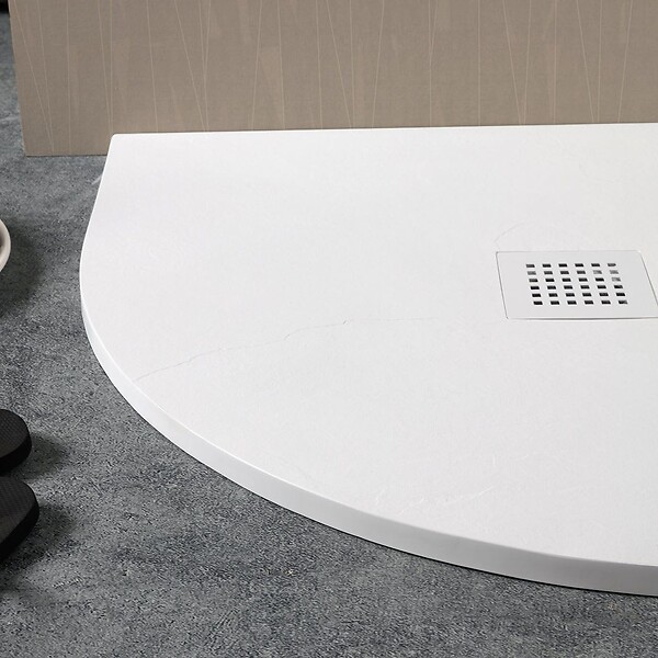 KIAMAMI VALENTINA - Plateau De Douche Angulaire 90X90 En Résine Blanche Fine | Muse - large