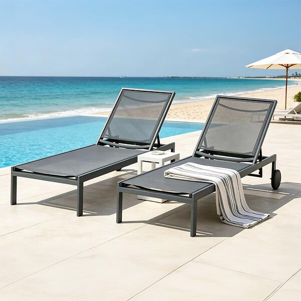 CONCEPT USINE - Lot de 2 bains de soleil inclinables gris foncé avec roues en aluminium CUBA $ - large