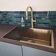 ESSEBAGNO - Egouttoir vaisselle pliable 43x31 en inox et silicone noir - vignette
