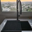 ESSEBAGNO - Egouttoir vaisselle pliable 43x31 en inox et silicone noir - vignette