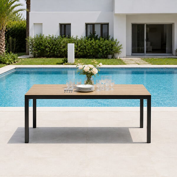 CONCEPT USINE - Table de jardin 240cm 10 personnes avec plateau en verre trempé effet bois BRISBANE - large