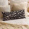 ATMOSPHERA - Coussin Mira 30x80cm noir et blanc - vignette