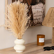 ATMOSPHERA - Composition florale avec vase "Glen" vase en céramique blanc H42cm - vignette