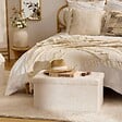 ATMOSPHERA - Pouf Pliable Coffre Soana en Bouclette Ivoire 76x38cm - vignette