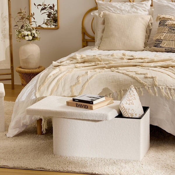 ATMOSPHERA - Pouf Pliable Coffre Jaiko en Bouclette Blanc 76x38cm - large