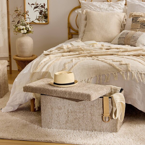 ATMOSPHERA - Pouf Pliable Coffre Soana en Bouclette Beige foncé 76x38cm - large