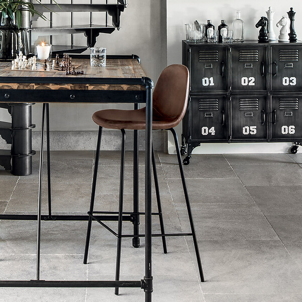 ATMOSPHERA - Lot de 2 chaises de bar "Vladi" effet cuir marron - large