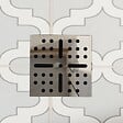 AURLANE - Receveur de Douche à Carreler 160x90 cm avec Bondes à Sortie Verticale - Grille Inox - vignette