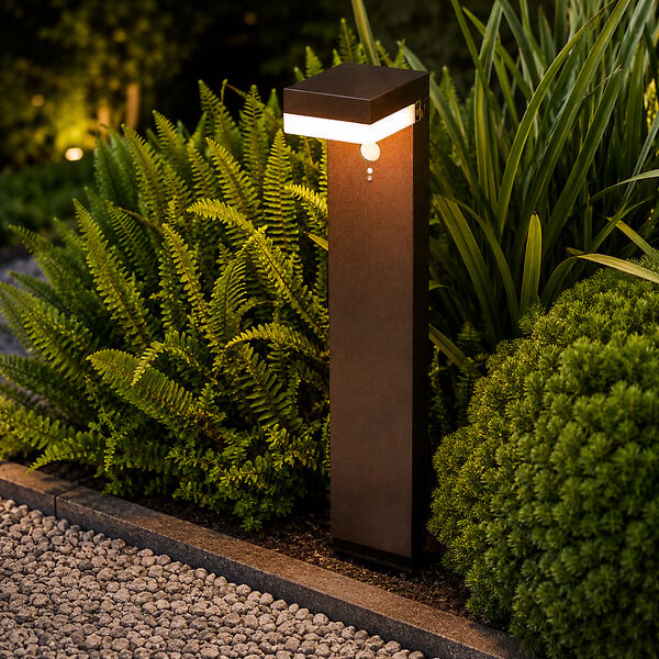 LUMISKY - Potelet solaire CENOVA TALL Rouille H50cm 600LM - large