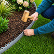 GT MARKET - Bordure de jardin flexible grise - 4 cm x 10 mètres avec 30 piquets d'ancrage - vignette