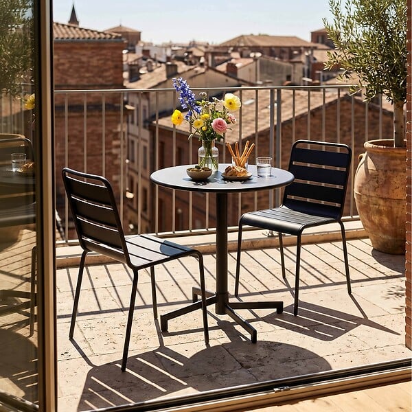 OVIALA - Ensemble table de jardin et 2 chaises en métal noir - Palavas - large