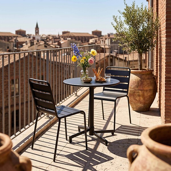 OVIALA - Ensemble table de jardin et 2 chaises en métal noir - Palavas - large