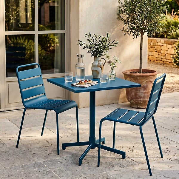 OVIALA - Ensemble table 70 cm et 2 chaises de jardin en métal bleu pacific - Palavas - large