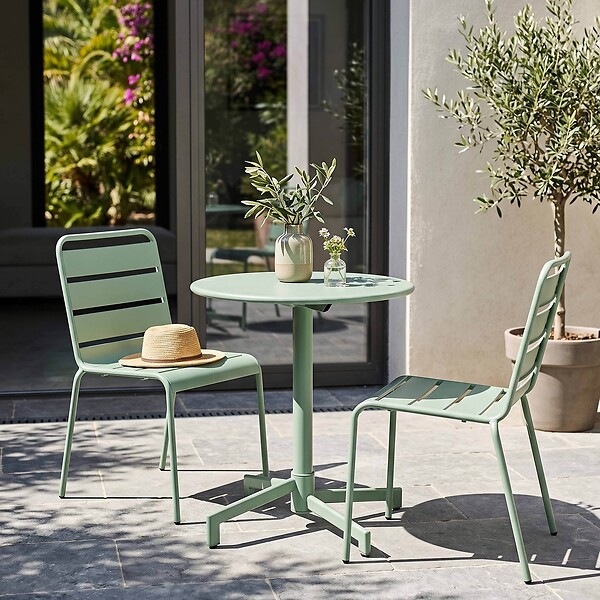 OVIALA - Ensemble table de jardin et 2 chaises en métal vert sauge - Palavas - large