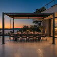 CONCEPT USINE - Pergola bioclimatique à LED 4x3m structure aluminium lames orientables CORFU - vignette