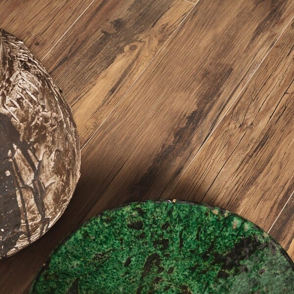 RO'MA NATURE - Carrelage Vintage effet Parquet Bois Rustique 121x19,5x0,9 cm In&Out Lignero - Sol et mur intérieur et Sol extérieur (vendu par carton de 0,94 m²) - large