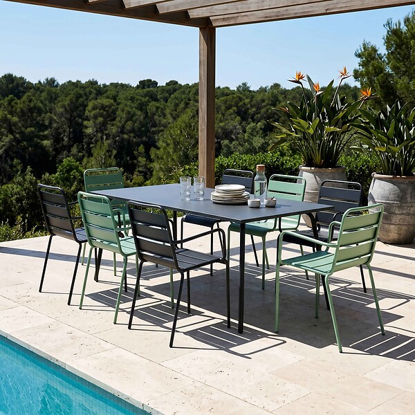 OVIALA - Ensemble table de jardin et 8 fauteuils en métal vert sauge et gris - Palavas - large