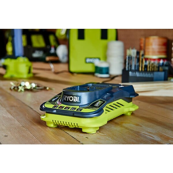 RYOBI - Chargeur RYOBI RC18-150 ultra rapide 18V One+ - bat Li-Ion - large