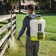 RYOBI - Pulvérisateur à dos 18V - RYOBI RY18BPSB-0 - jusqu'à 6,2 bars - débit 1 l/min à 1,8 l/min - réservoir 15 L (vendu sans batterie) - vignette