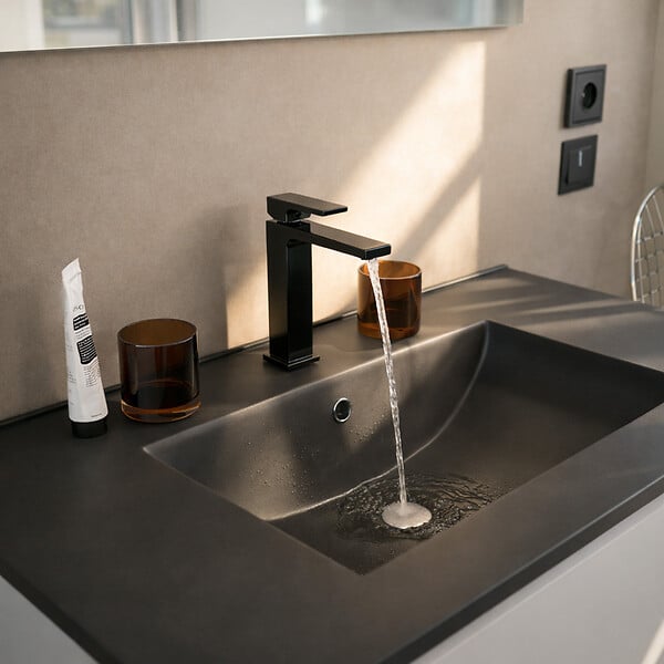 AURLANE - Meuble de salle de bains 80 cm Blanc 3 Tiroirs et Vasque Céramique Noire - XENOS - large
