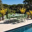 OVIALA - Ensemble table de jardin et 8 fauteuils en métal vert cactus - Palavas - vignette