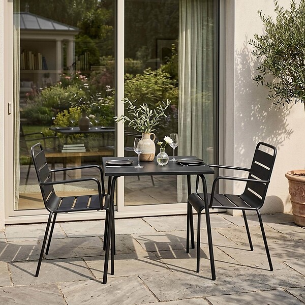 OVIALA - Ensemble table de jardin carrée et 2 fauteuils acier gris - Palavas - large