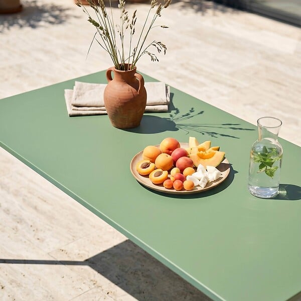 OVIALA - Table de jardin rectangulaire en métal 8 places 180 cm vert cactus - Palavas - large