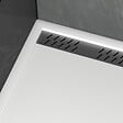 AURLANE - Receveur en acrylique Blanc 80x100x4 cm + Grilles Linéaires Chrome et Gun Metal - WHITENESS II - vignette
