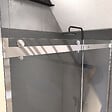 AURLANE - Porte de douche 140x200 cm + 1 porte coulissante verre trempé 8mm - sens d'ouverture réversible - vignette