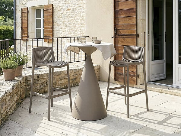 HABITAT ET JARDIN - Lot de 2 chaises hautes empilables en plastique "Néora" - Taupe - large